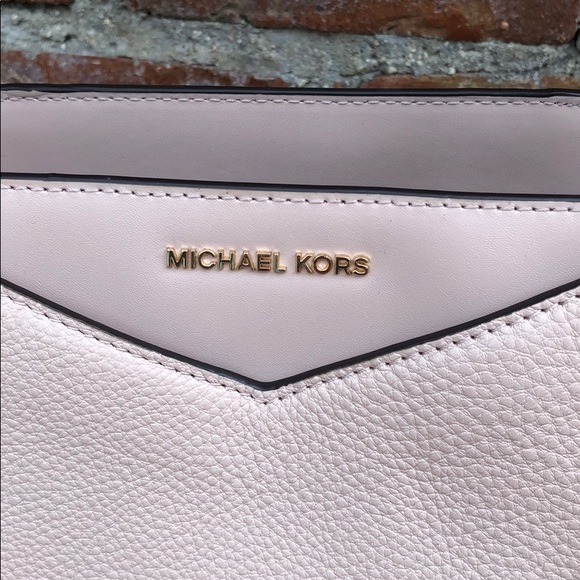 Michael Kors Soft Pink Tote - Picture 2 of 5